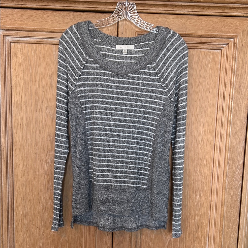 Anthropologie Gray Striped Crew Neck Sweater